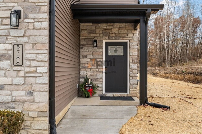 Building Photo - 5788 Adams St