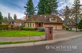 Foto principal - Exceptional Remodel in Village on the Lake