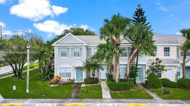 Building Photo - 8066 Sanibel Dr