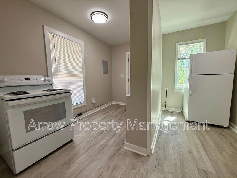 Primary Photo - 120 S 28th St