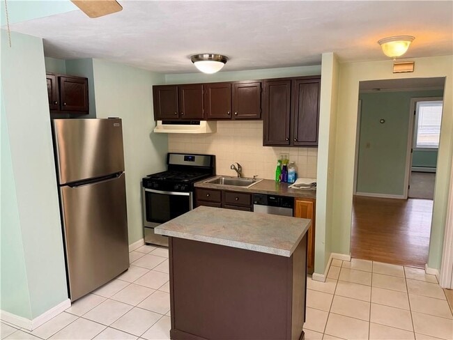 Building Photo - 99 Marlborough St