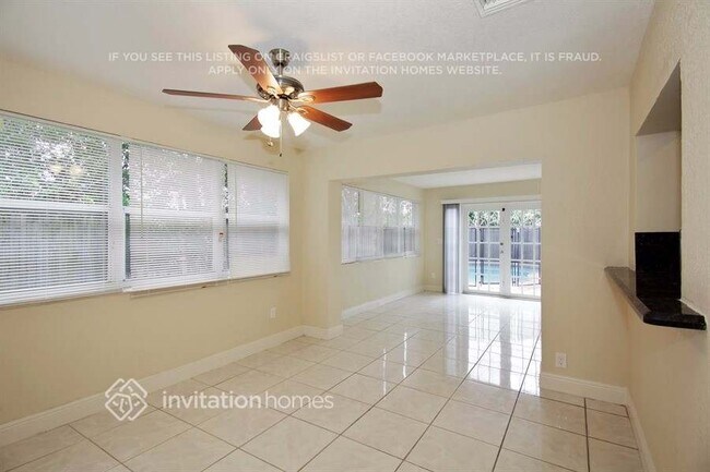 Foto del edificio - 781 SW 64th Terrace
