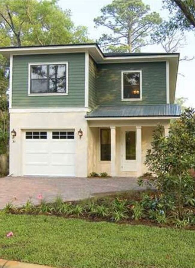 Building Photo - 31 Beacon Point Dr