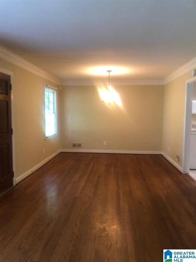 Building Photo - 1105 Drexel Pkwy
