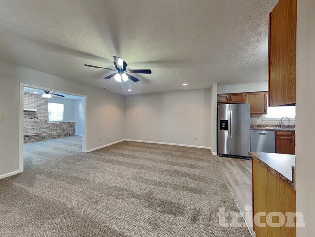 Foto del edificio - 5220 Tamarisk Ct