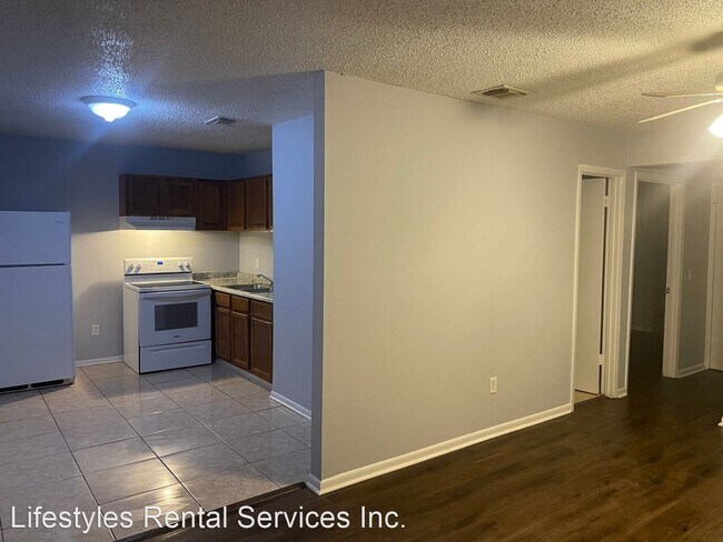 Foto del edificio - 2 br, 1 bath House - 721 Northpoint Circle...