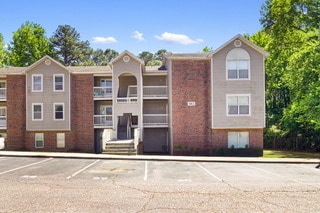 Foto del edificio - 663 Bartons Landing Pl