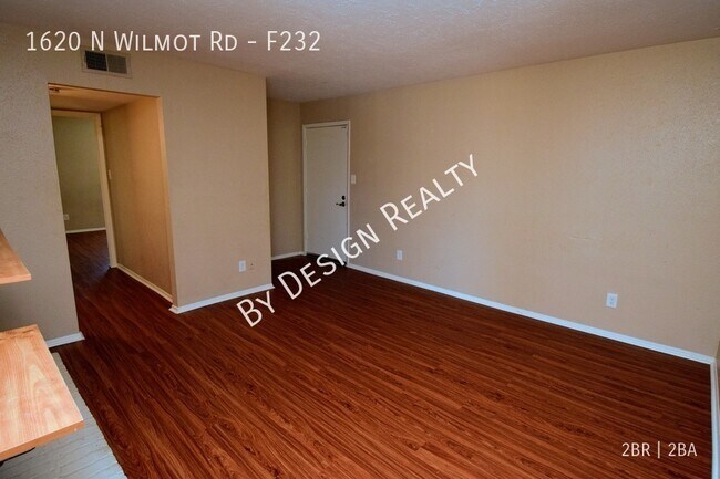 Building Photo - Updated - The Monaco Condos 2 Bed 1.5 Bath...