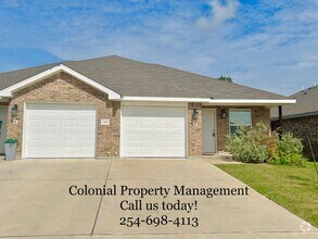 Building Photo - 2411 B Duntov Dr