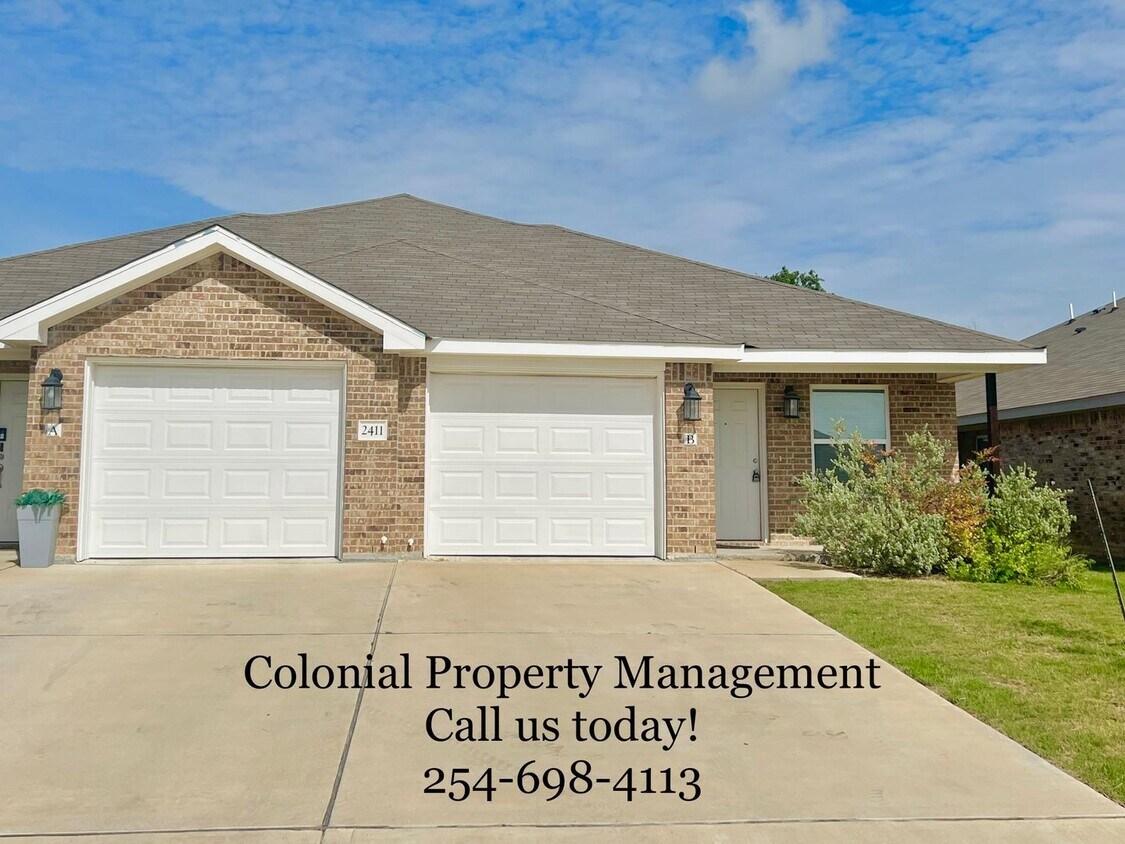 Primary Photo - Cute 3 Bed Duplex in Temple!