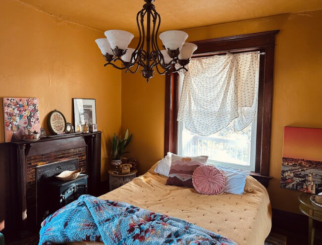 Foto del edificio - 2832 Peery Ave