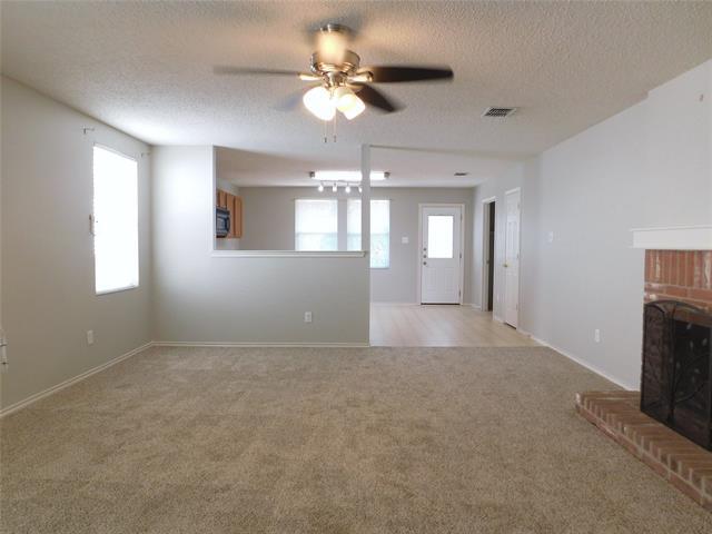 Foto del edificio - 5721 Thoroughbred Trail