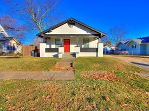 Building Photo - 721 N Louisa Ave