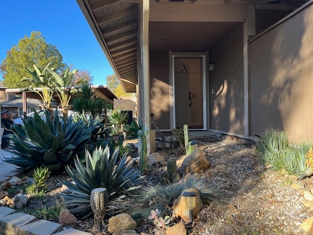 Building Photo - 28850 Conejo View Dr