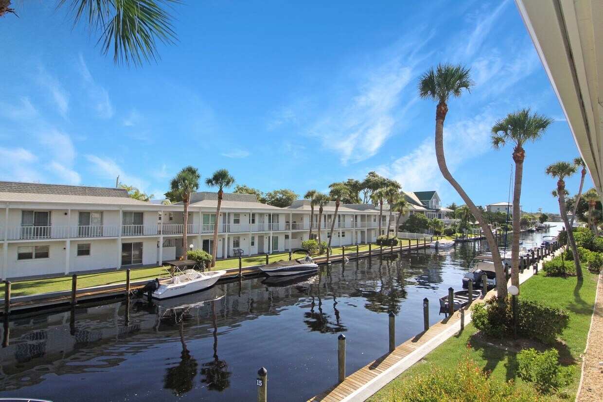 Primary Photo - Bahia Vista, L279