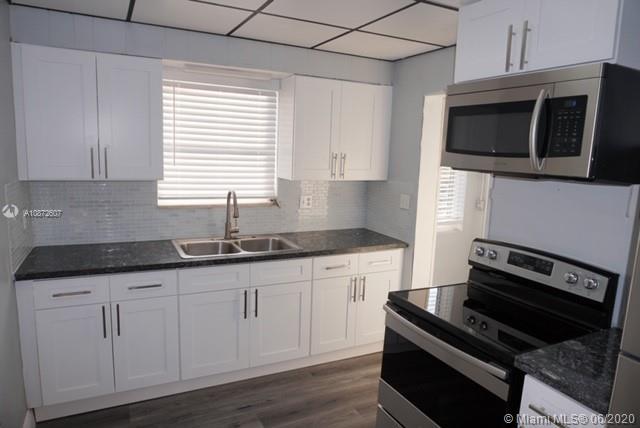 Foto del edificio - 327 SW 20th St