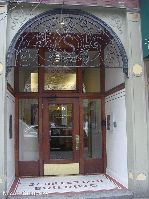 Building Photo - 2105 1st Ave