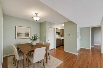 Building Photo - 8517 Hearth Dr