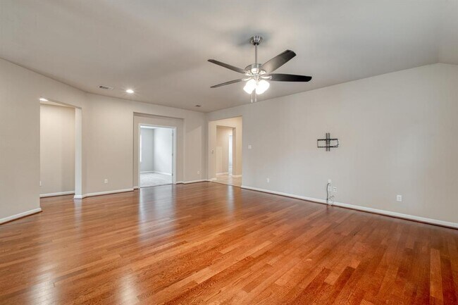 Foto del edificio - 7400 Longford Trail