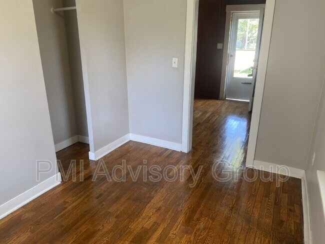 Foto del edificio - 2205 SE California Ave