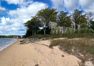 Building Photo - 599 Peconic Bay Blvd