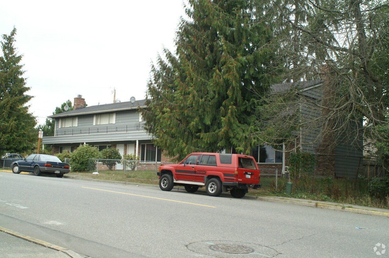 Foto del edificio - 21527 73rd Pl W
