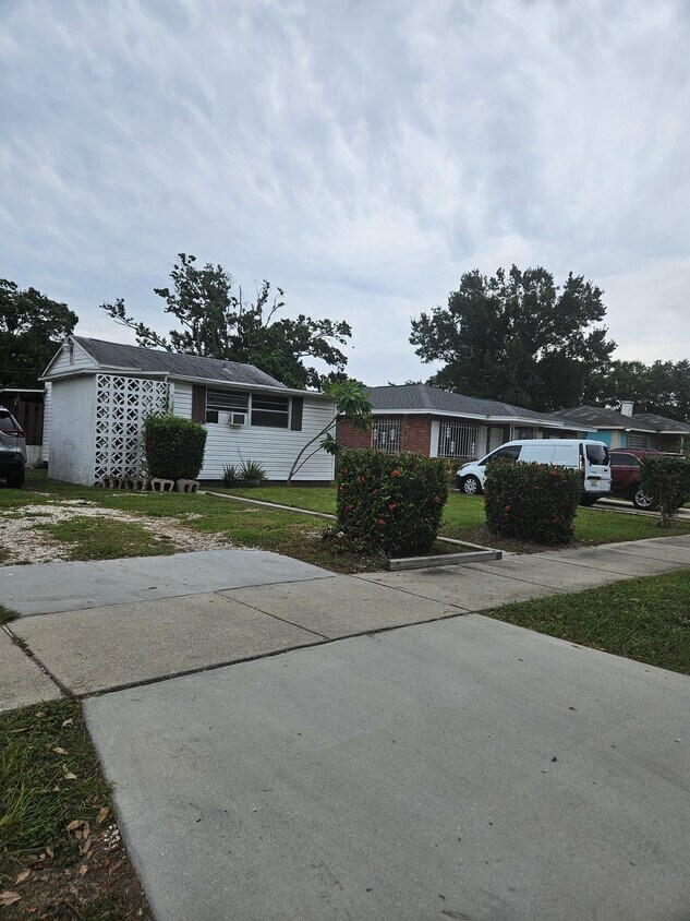 Primary Photo - 1542 27th St S