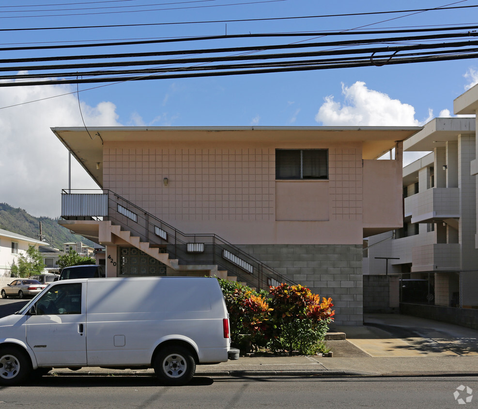 Building Photo - 420 N Kuakini St