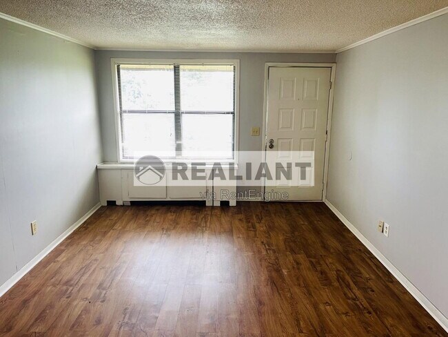 Foto del edificio - 405 Amhurst Dr