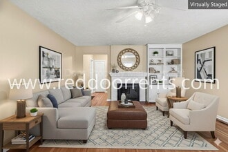 Building Photo - 6115 Indianola Ave