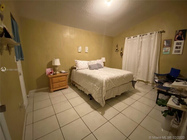 Building Photo - 14263 SW 177th Terrace