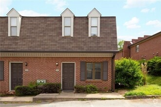Building Photo - 5037 Top Cat Ct