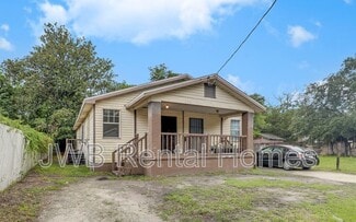 Building Photo - 330 W 26th St