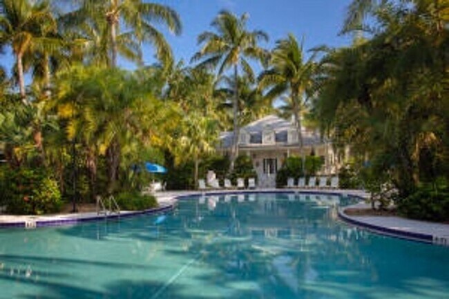 Foto del edificio - 2 Bedroom 1 Bathroom Golf Club Townhouse 1 year rental
