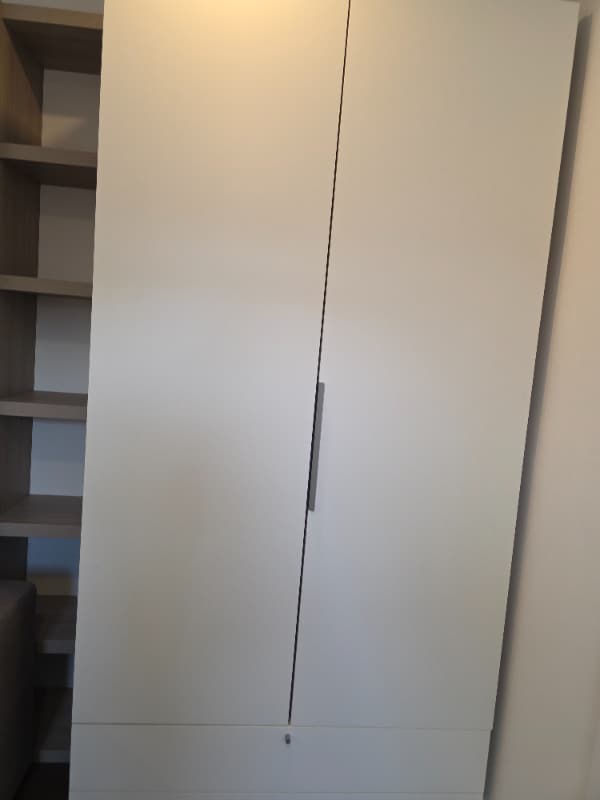 Foto del edificio - 3004 Kelton Ave