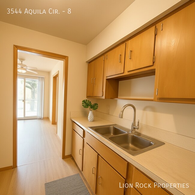 Foto del edificio - 3544 Aquila Cir