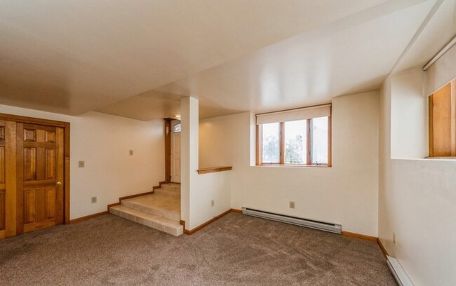 Foto del edificio - 996 Pleasant St