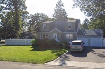 Building Photo - 23 Luther Pl