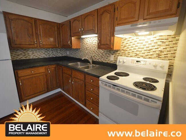 Building Photo - Belaire Model Unit