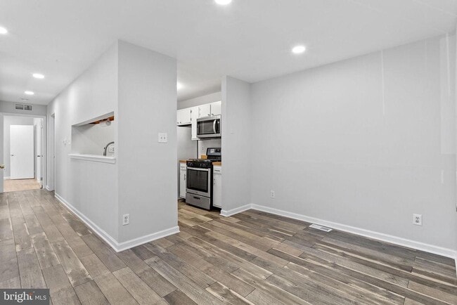 Building Photo - 1505 Woodhollow Dr
