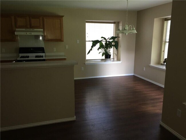 Foto del edificio - 1446 Sir Thopas Trail