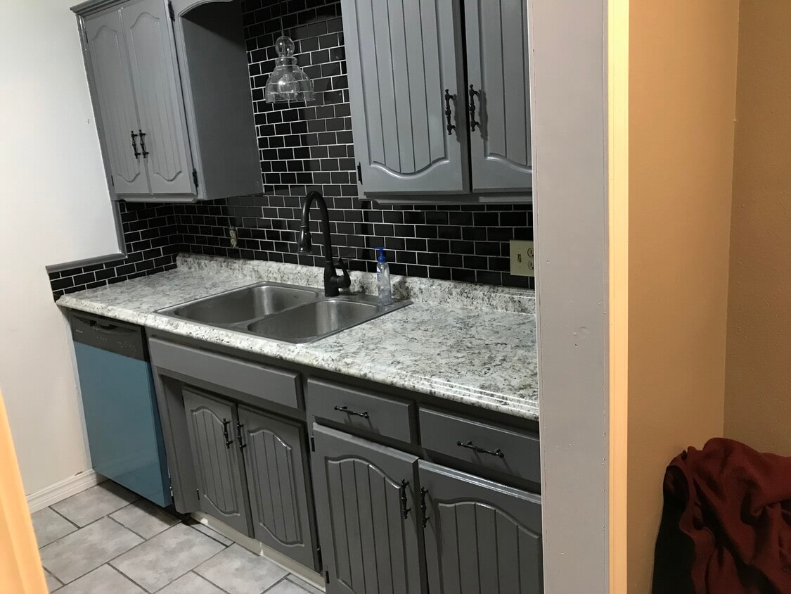 200 Brian Rd Unit 200, Elk City, OK 73644 Apartments in Elk City, OK