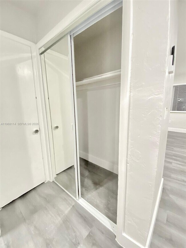 Building Photo - 64 NE 78th St