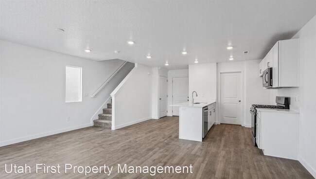 Foto del edificio - 3 br, 2 bath House - 3231 E Elkhorn Lane