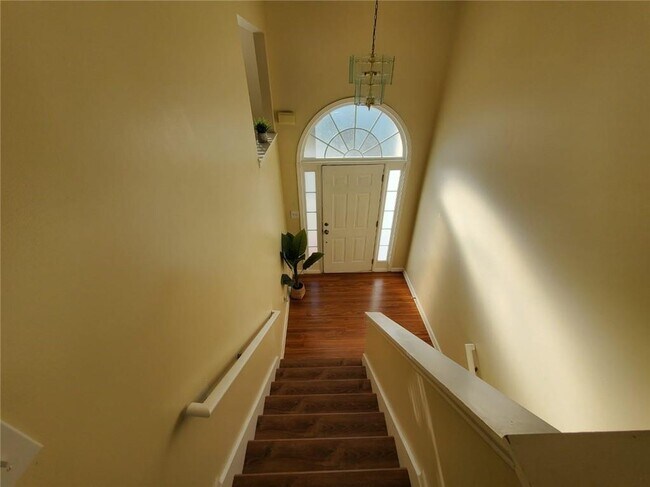 Foto del edificio - 5450 Twin Lakes Dr