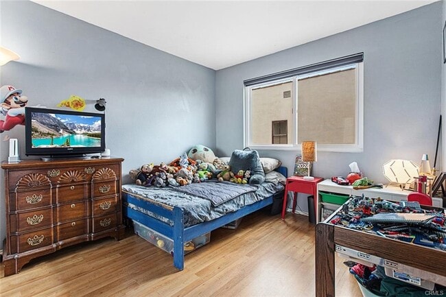 Foto del edificio - 1534 E Wilson Ave