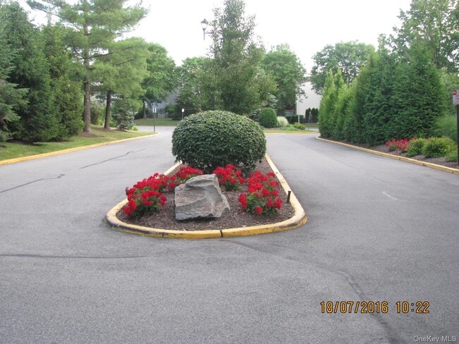 Building Photo - 50 Aspen Ct