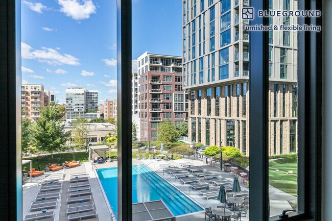 Foto del edificio - 834 W Monroe St