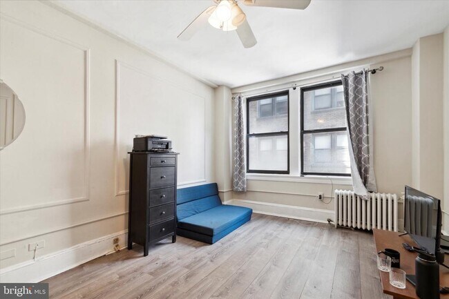 Foto del edificio - 1324 Locust St