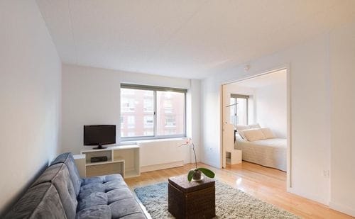 Primary Photo - 545 W 23rd St